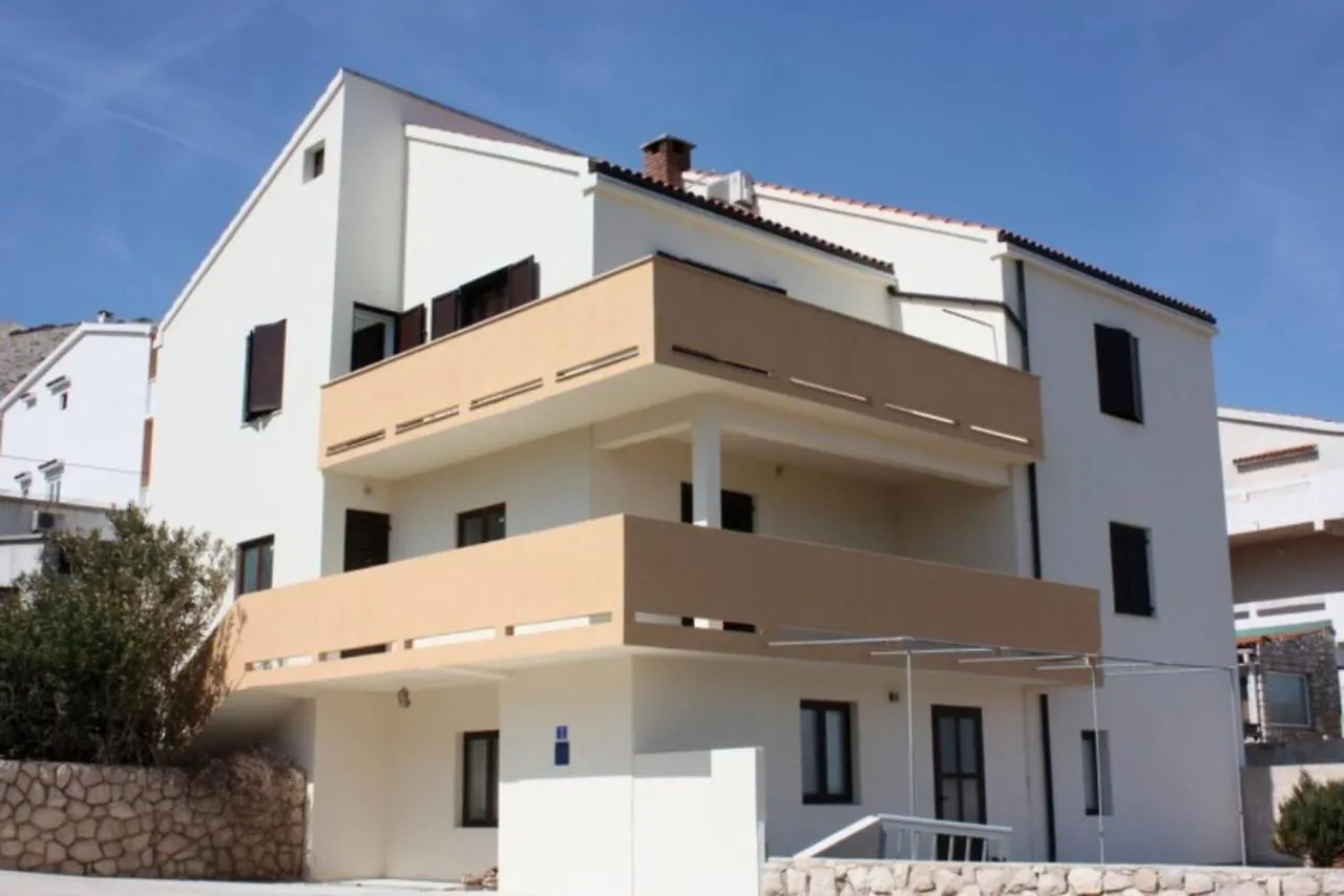 Apartment Lora Pag Town